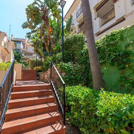 Apartamento Modern And Spacious 2 Bdrm Penthouse - 3 Pools And Sea Views Marbella