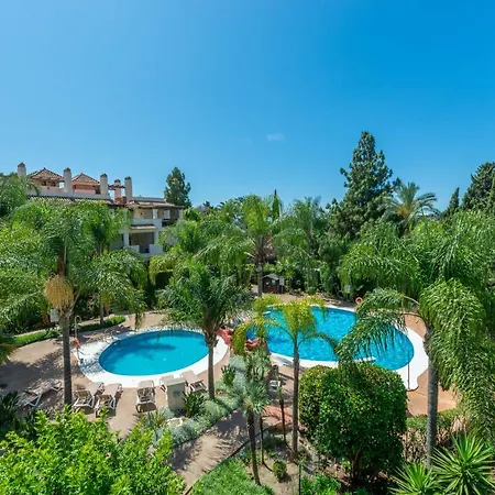 Apartamento Modern And Spacious 2 Bdrm Penthouse - 3 Pools And Sea Views