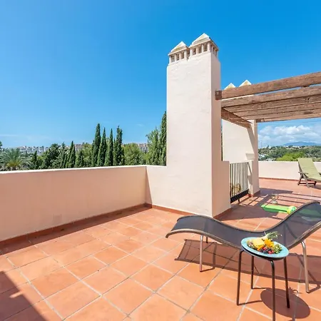 Apartamento Modern And Spacious 2 Bdrm Penthouse - 3 Pools And Sea Views
